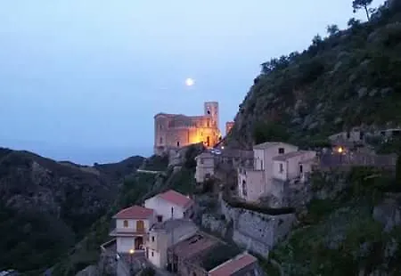 Mariafrancesca 4* Santa Teresa Di Riva