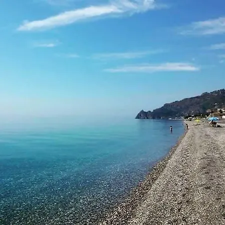 Mariafrancesca Alojamento de Acomodação e Pequeno-almoço 4*